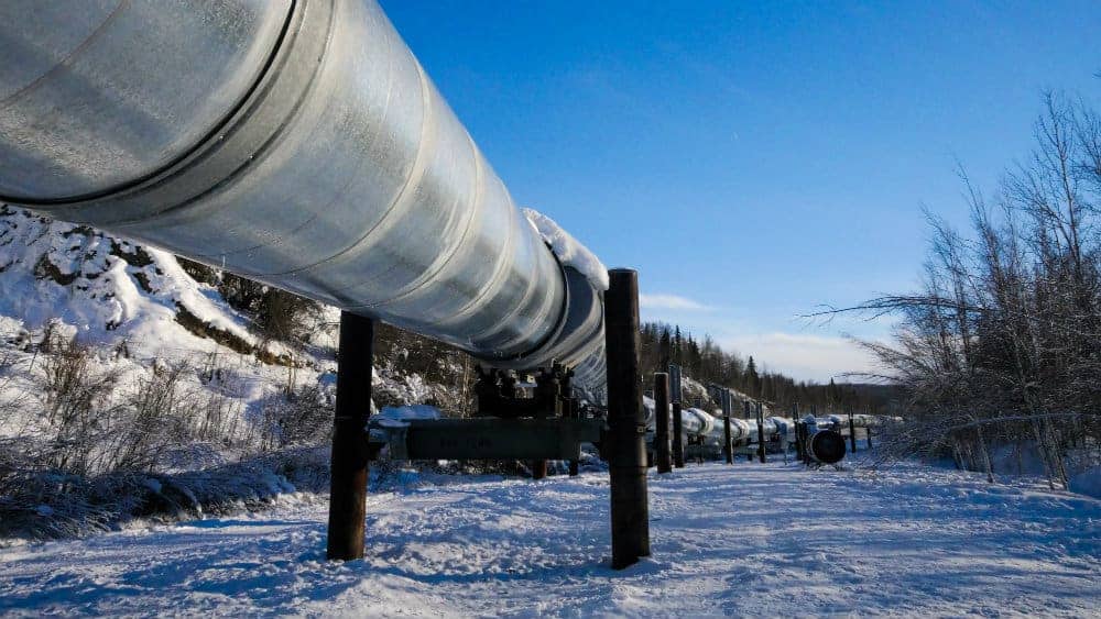 3 Reasons Why Enbridge (TSX:ENB) Is a Great Stock to Buy and Hold Long Term