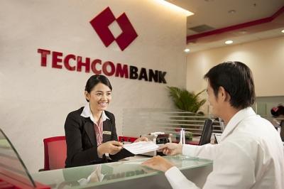 ĐHĐCĐ Techcombank: Mục tiêu lãi trước thuế cán mốc 10,000 tỷ, niêm yết trên HOSE năm 2018