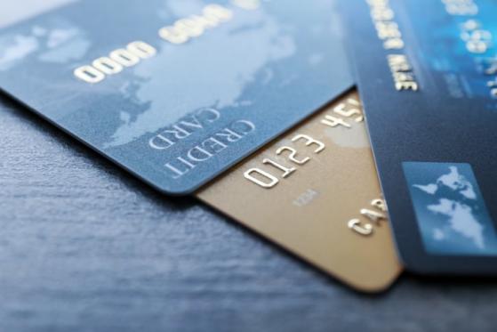 Carte di credito, il rialzo della Fed costerà 2,2 miliardi in più ai consumatori