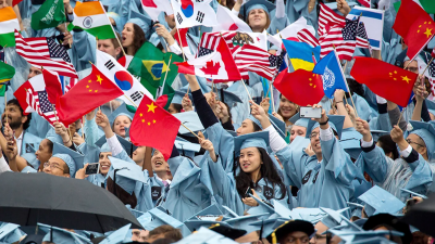 Sinh viên Trung Quốc và đại học Mỹ – những con tốt trong ván cờ chiến tranh thương mại