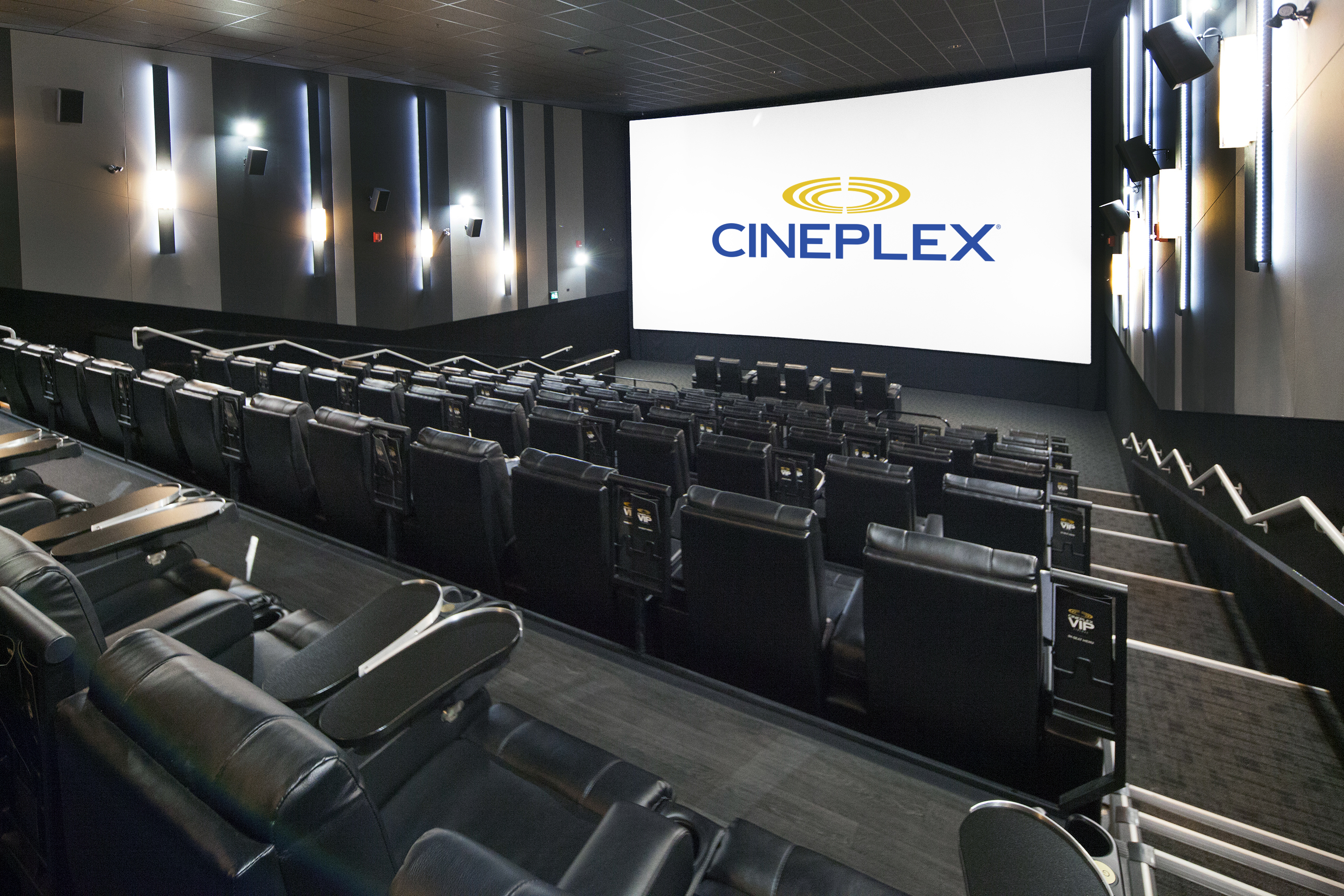 Left in Netflix’s (NASDAQ:NFLX) Dust? Think Again! Why Cineplex (TSX:CGX) Is Poised for Growth