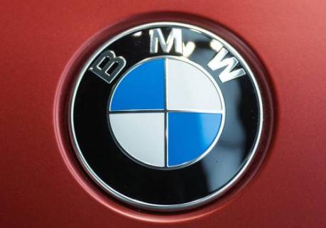 BMW waarschuwt voor rem op winst
