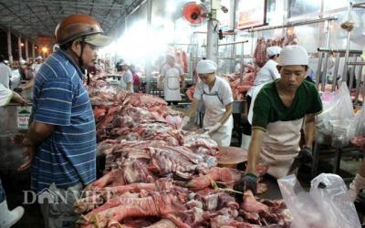 Giá heo hơi hôm nay 1/6: Giá thịt vọt lên gần 100.000 đồng/kg, kẻ bán người mua... mệt phờ