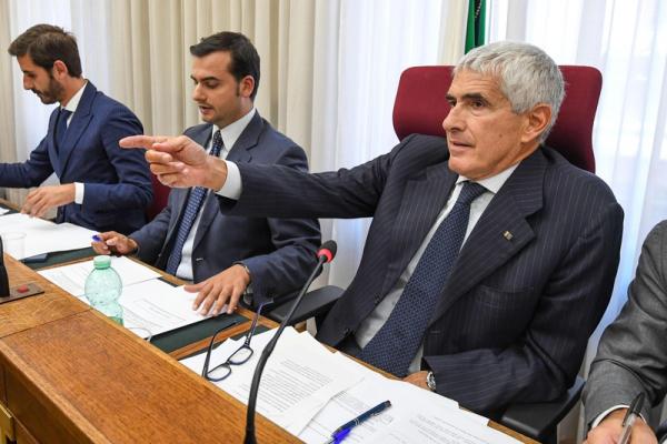 © Ansa. Banche, Casini darà ok a domande testi