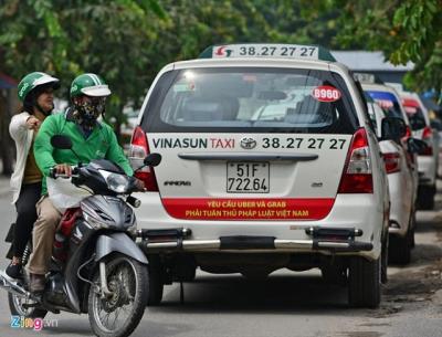 Vụ Vinasun kiện Grab: Dù bên nào thắng, khách hàng sẽ là người hưởng lợi?