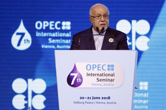 © Bloomberg. Bijan Namdar Zanganeh, Iran's petroleum minister, speaks during the opening day of the 7th Organization Of Petroleum Exporting Countries (OPEC) international seminar in Vienna, Austria, on Wednesday, June 20, 2018. Photographer: Stefan Wermuth/Bloomberg