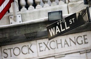 © Forexpros. «Έσπασε» νέο ρεκόρ η Wall Street μετά τα πρακτικά της Fed