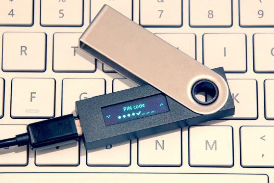  Details on  New Blockchain.Info Hardware Wallet Powered by Ledger 