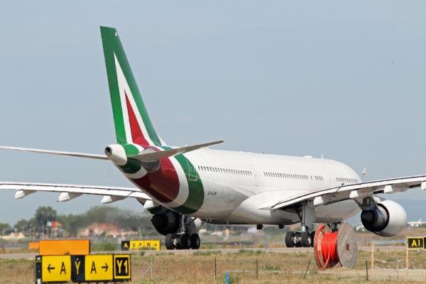 Alitalia:chiede proroga 6 mesi di cigs