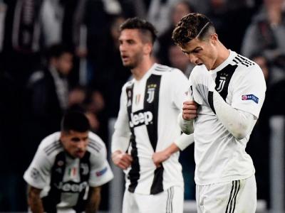 Sút tung lưới đội bạn, Ronaldo vẫn không thể cứu giá cổ phiếu Juventus