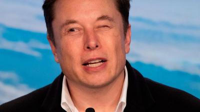 Lỗ hơn 8 tỷ USD trong 7 tháng vì đặt cược cổ phiếu Tesla sẽ mất giá