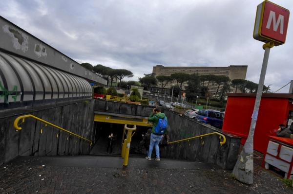 Trasporti:a Napoli biglietto contactless