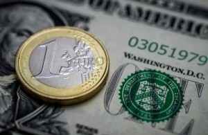 © Forexpros. Ενισχύεται το ευρώ έναντι του δολαρίου