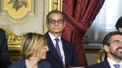 Tân Bộ trưởng Kinh tế Italy cam kết ở lại Eurozone, giảm bớt nợ