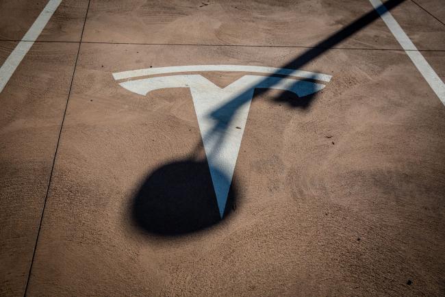 Tesla Money Raise Keeps $14 Billion Virtuous Circle Rolling