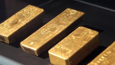 Vàng thế giới vượt ngưỡng 1,300 USD/oz lần đầu tiên trong hơn 1 tuần