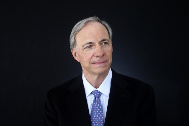 © Bloomberg. Ray Dalio Photographer: Simon Dawson/Bloomberg