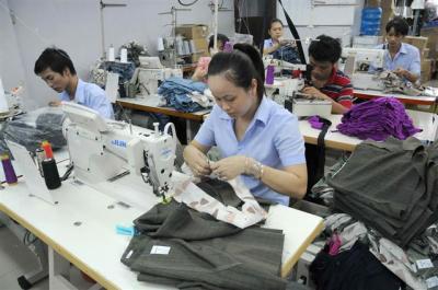 Chi 3,8 tỉ USD mua 60% vải may từ Trung Quốc