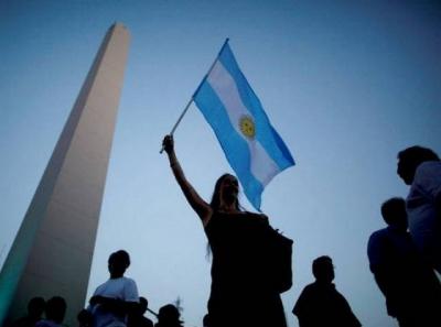 Nhiều người lo ngại kinh tế Argentina sớm ở bên bờ vực vỡ nợ