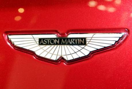 Aston Martin naar beurs in Londen