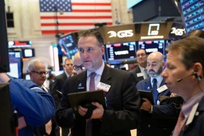 Đà tăng của cổ phiếu công nghệ kích Dow Jones vọt hơn 150 điểm