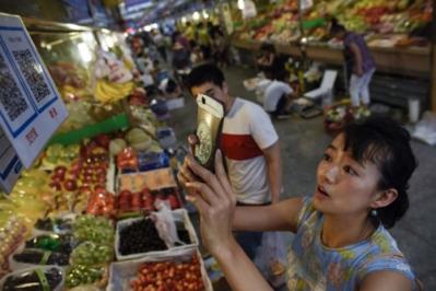 Thanh toán di động chật vật thay thế tiền mặt ở Đông Nam Á