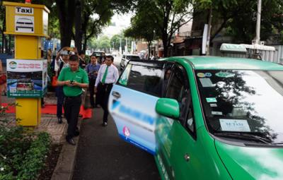 TP HCM lần đầu có 'bến' taxi