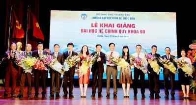 Bảo Việt trao hơn 5 tỷ đồng học bổng nhân dịp khai giảng