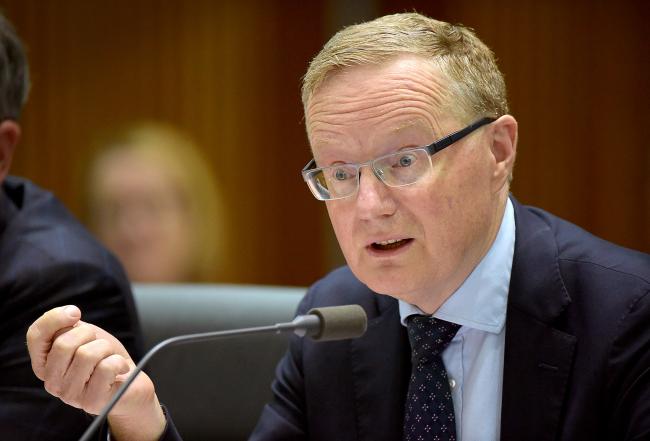 RBA Ready to Ease Again, But Lowe Sees ‘Gentle Turn’ in Economy