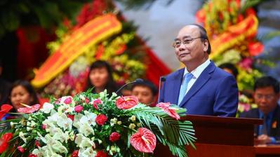 Thủ tướng Nguyễn Xuân Phúc: Chính phủ luôn chủ động đến với người lao động