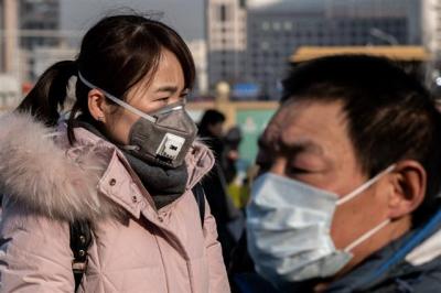 Tăng giá khẩu trang giữa dịch viêm phổi Vũ Hán, nhà thuốc bị phạt 10 tỉ đồng