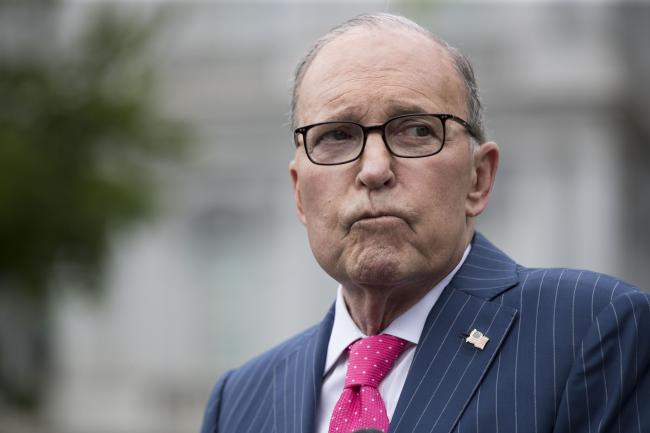 © Bloomberg. Larry Kudlow, director of the U.S. National Economic Council, pauses while speaking to members of the media outside the White House in Washington, D.C., U.S., on Tuesday, June 18, 2019. Kudlow said that President Donald Trump and Chinese President Xi Jinping's phone conversation was largely about scheduling their meeting at the G-20 in Japan. Photographer: Sarah Silbiger/Bloomberg