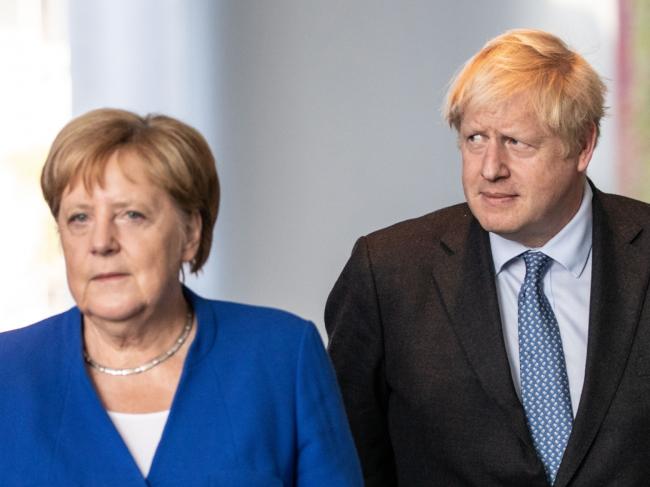 Johnson Tells Merkel Deal ‘Essentially Impossible’: Brexit Update