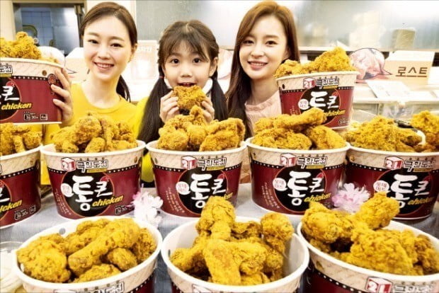 부메랑 된 '치킨값 2만원'…치킨업계 일제히 수익성 '뒷걸음'