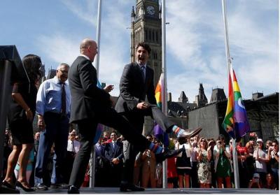 Vị thủ tướng Canada điển trai và chiêu 'ngoại giao vớ' độc đáo
