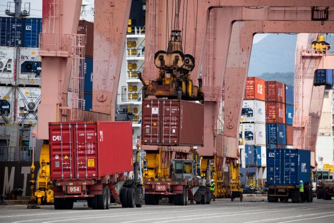 Early Korea Trade Data Offer Sign Export Slump May Be Easing