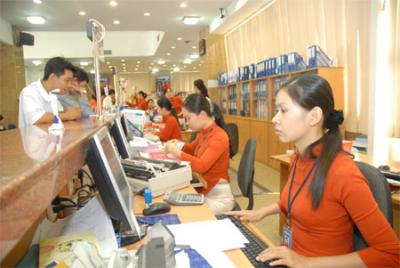 Cổ đông Sacombank không thông qua việc đổi mã chứng khoán và chuyển sàn