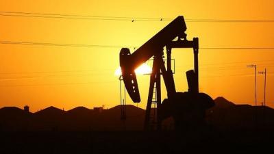 Sản lượng dầu từ OPEC giảm lần đầu tiên kể từ tháng 3