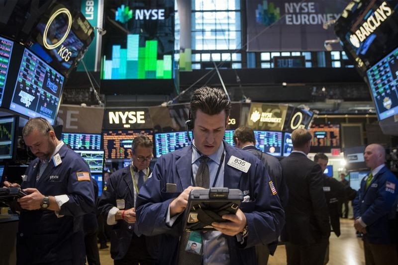 U.S. stocks mixed at close of trade; Dow Jones Industrial Average down 0.71%