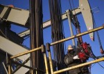 Τα προθεσμιακά αργού πετρελαίου χαμηλότερα