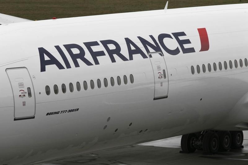 Air France Klm Se Desploma En Bolsa Tras La Dimision Forzada De Su Presidente Por Efe