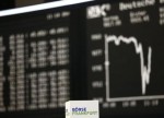 StockBeat: Markets Tread Water as Trade Hope Balances Powell Effect