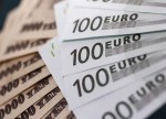 東京外為市場・15時=ドル120円前半、株の上げ幅縮小で上値重い