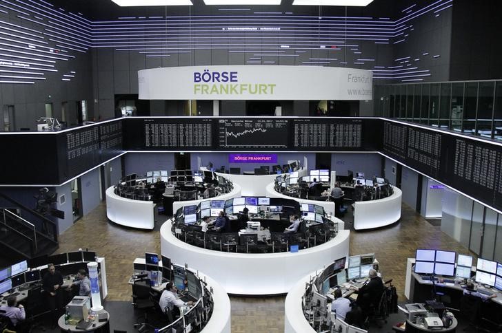 © Reuters.  Germany stocks higher at close of trade; DAX up 0.37%