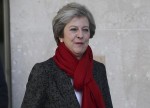Brexit: Premierministerin May übersteht Misstrauensvotum knapp