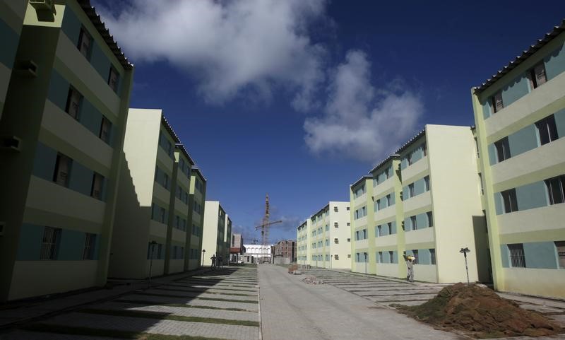 Bolsonaro zera verbas para MCMV e obras de 200 mil casas vão ser paralisadas