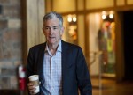 Jerome Powell da Fed em modo 'esperar para ver' políticas de Trump