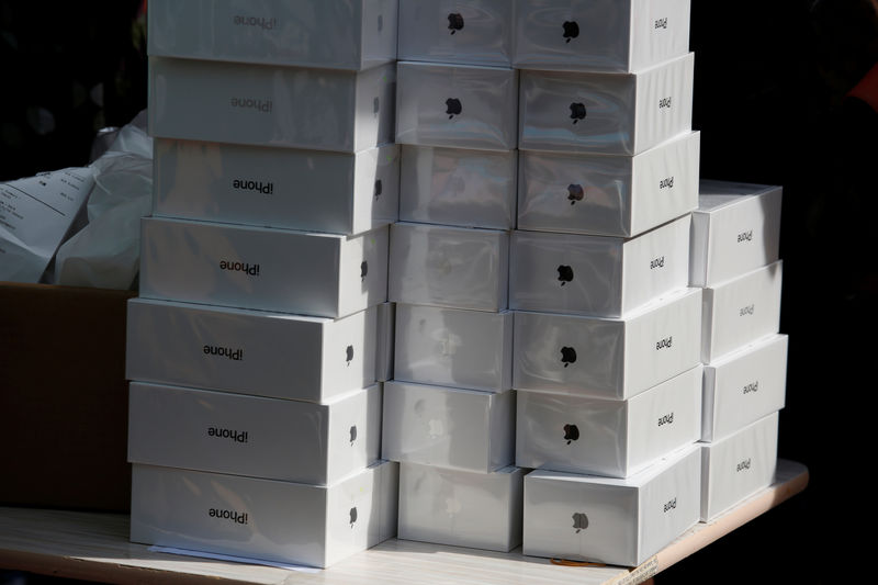 Apple may sell record number of iPhones in 2021 by Investing.com