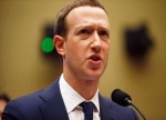 Zuckerberg Jaga Jarak Facebook dengan Perseteruan Twitter-Trump