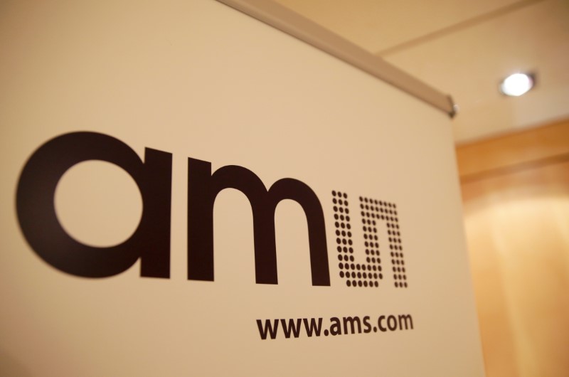 © Reuters. AMS tops fourth-quarter revenue forecast, sees sales slowing even without coronavirus